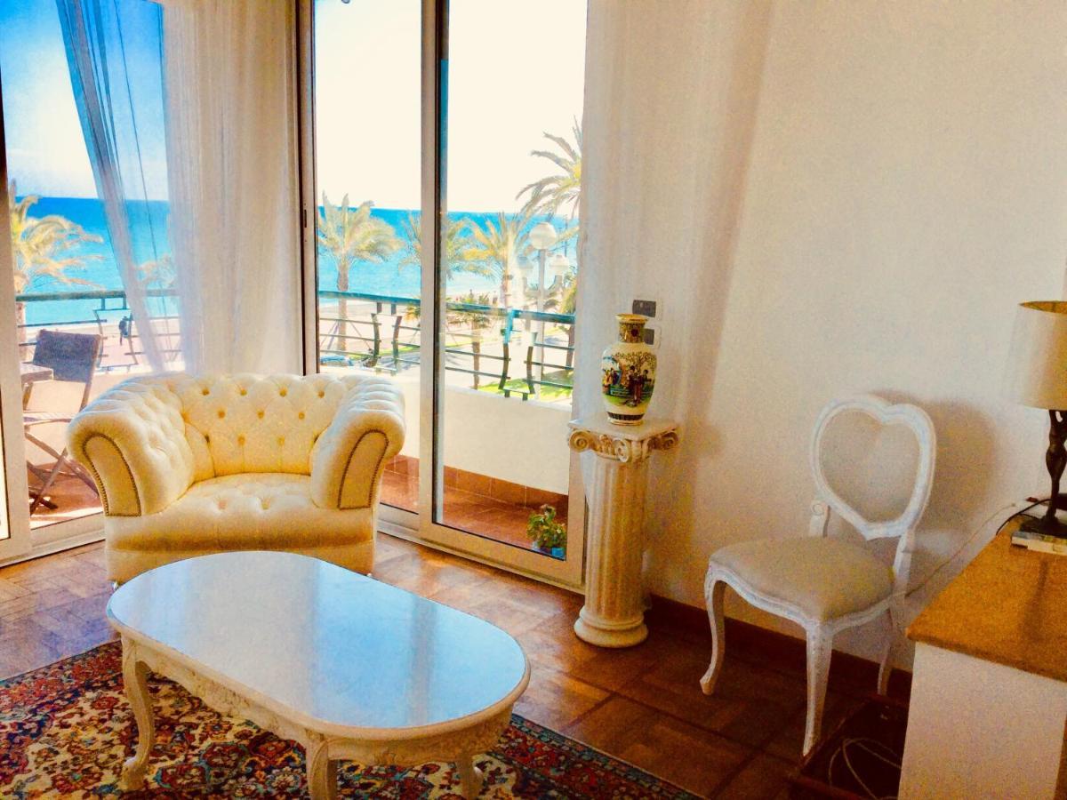 Endless Stunning Mediterranean Sea Views Promenade Des Anglais Ницца Экстерьер фото