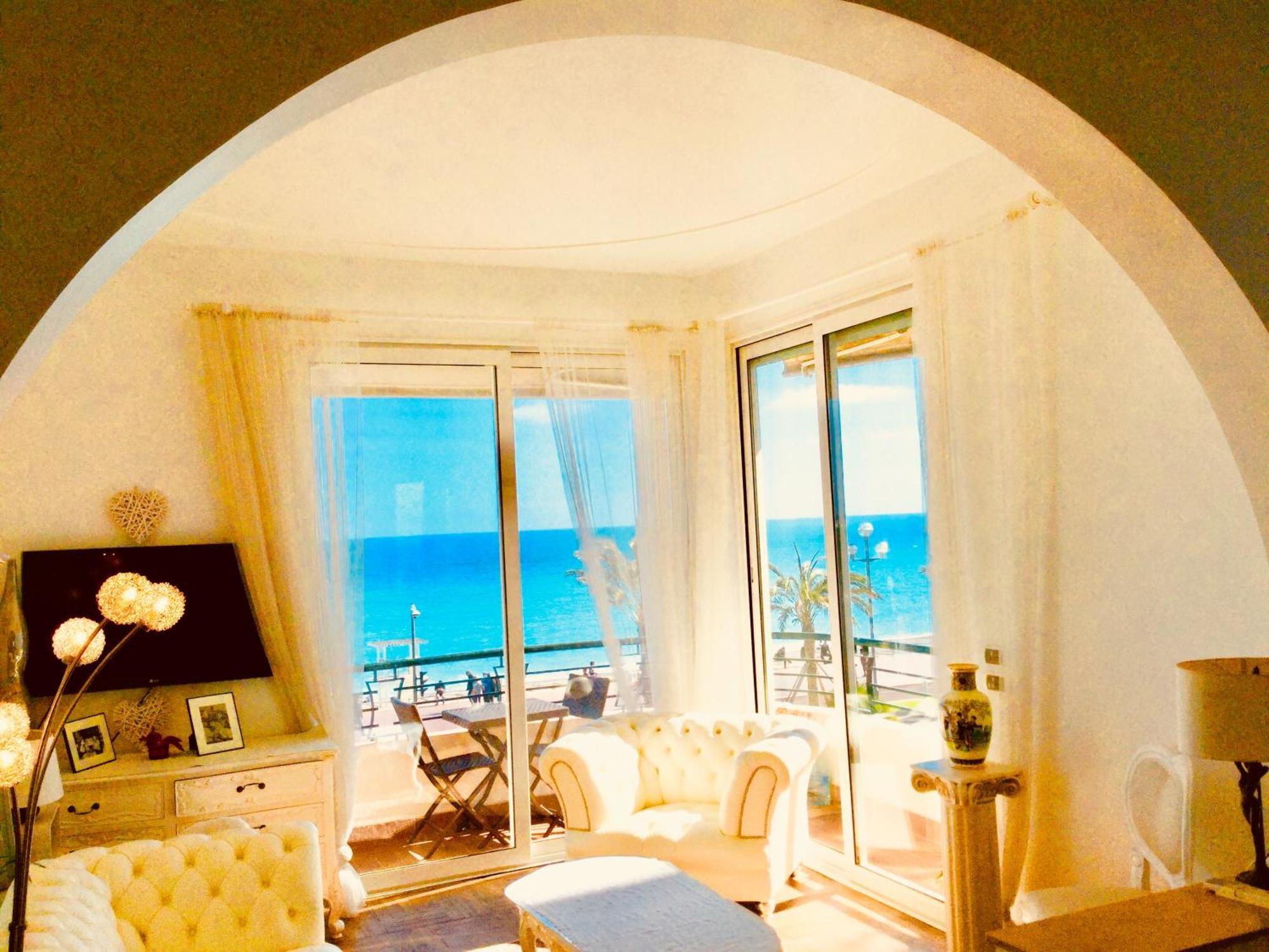 Endless Stunning Mediterranean Sea Views Promenade Des Anglais Ницца Экстерьер фото