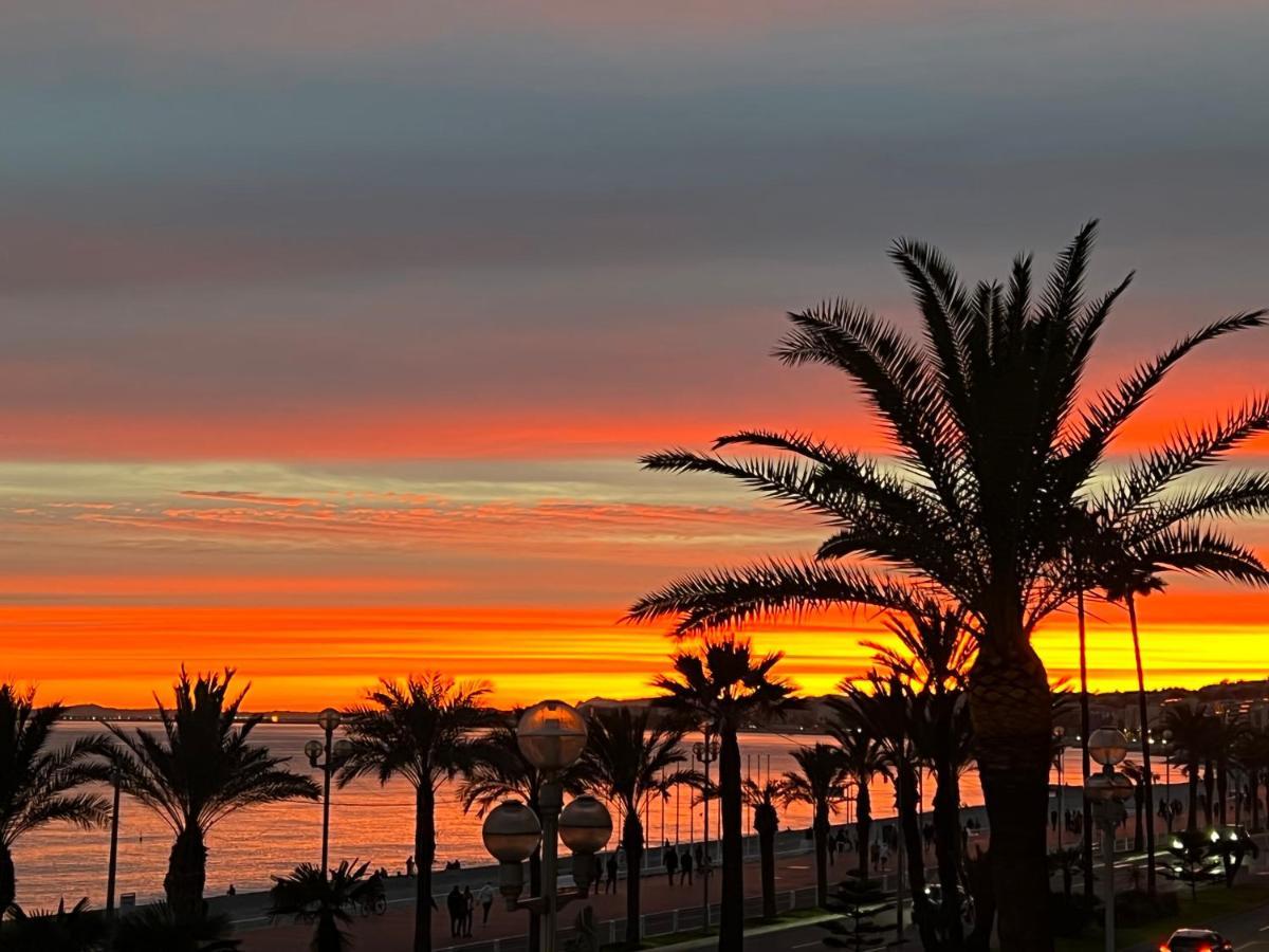 Endless Stunning Mediterranean Sea Views Promenade Des Anglais Ницца Экстерьер фото