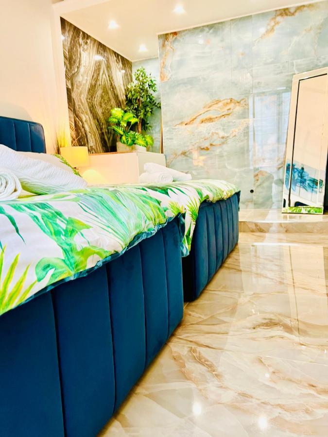 Endless Stunning Mediterranean Sea Views Promenade Des Anglais Ницца Экстерьер фото
